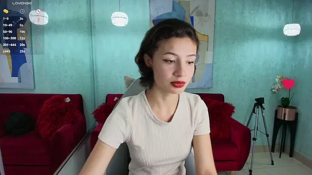 Akaza Hakuji  online show from 03/10/25, 12:38