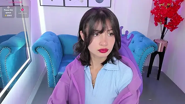 Akaza Hakuji  online show from 11/06/25, 12:31