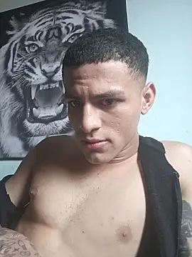 dany hardy online show from 10/28/25, 07:35