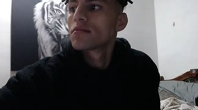 Snapshot of dany_hardy chatting on 01/11/25, 12:18 dany hardy online show from 01/11/25, 12:18