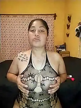 ConyPeralta online show from 02/19/25, 04:12