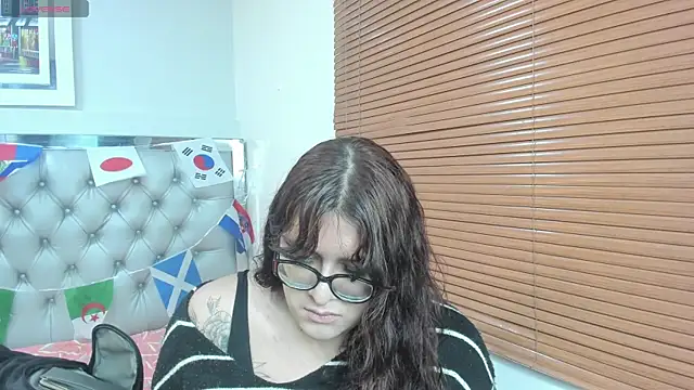 Snapshot of kathepickmanx chatting on 06/18/26, 03:16 kathepickmanx online show from 06/18/26, 03:16