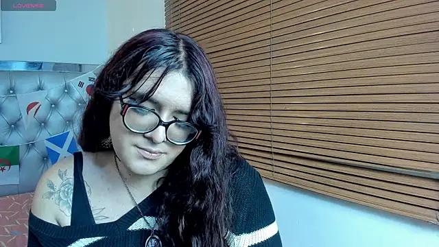 Snapshot of kathepickmanx chatting on 07/16/26, 03:36 kathepickmanx online show from 07/16/26, 03:36
