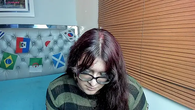 Snapshot of kathepickmanx chatting on 07/15/26, 03:13 kathepickmanx online show from 07/15/26, 03:13