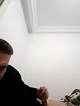 Snapshot of hmtrechaudd chatting on 01/14/26, 10:24 hmtrechaudd online show from 01/14/26, 10:24