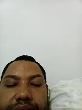 Marcio2235 online show from 10/02/25, 03:43