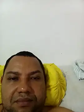 Marcio2235 online show from 12/18/25, 06:51