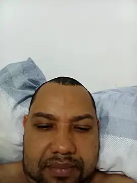 Marcio2235 online show from 11/22/25, 06:56