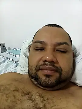 Marcio2235 online show from 11/25/25, 04:57