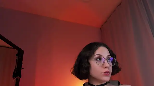 Snapshot of Eva_Moss_ chatting on 02/28/25, 03:48 Eva Moss online show from 02/28/25, 03:48