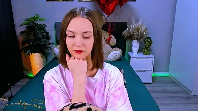 JesssWalker online show from 03/22/25, 01:54