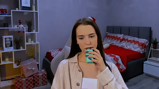 SamanthaaaWalker online show from 12/04/25, 12:42