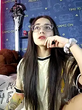 Snapshot of LittleX_Angel chatting on 02/17/25, 05:12 LittleX Angel online show from 02/17/25, 05:12