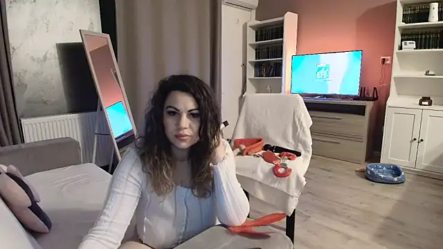 Snapshot of VixenVibesX chatting on 03/16/25, 06:44 VixenVibesX online show from 03/16/25, 06:44