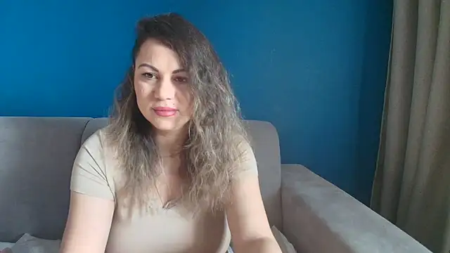 Snapshot of VixenVibesX chatting on 02/23/25, 07:55 VixenVibesX online show from 02/23/25, 07:55