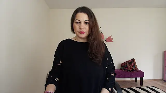 VixenVibesX online show from 04/21/26, 07:48