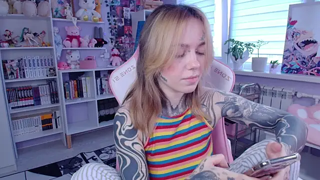 Catharsisi online show from 10/17/25, 02:19