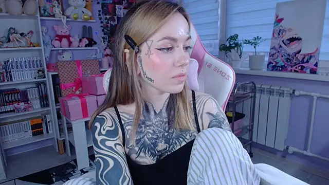 Catharsisi online show from 10/29/25, 01:54