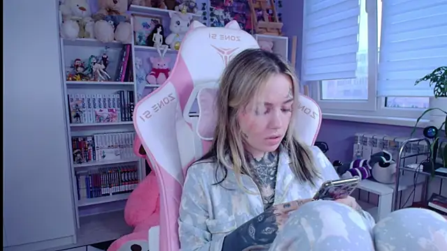 Catharsisi online show from 12/01/25, 12:17