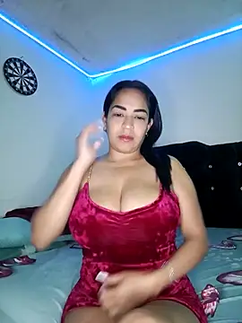 Snapshot of CarolinePolsen chatting on 10/15/25, 12:24 CarolinePolsen online show from 10/15/25, 12:24