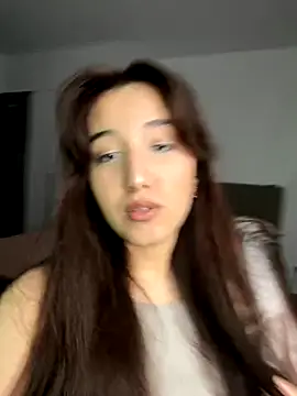 Snapshot of anna_elfi chatting on 10/15/25, 03:31 anna elfi online show from 10/15/25, 03:31