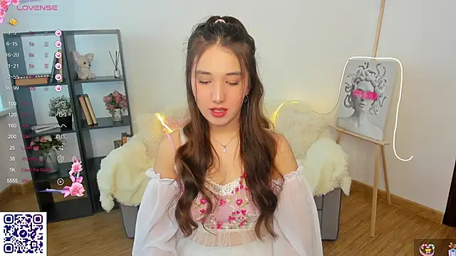 Snapshot of anna_elfi chatting on 03/23/25, 02:37 anna elfi online show from 03/23/25, 02:37