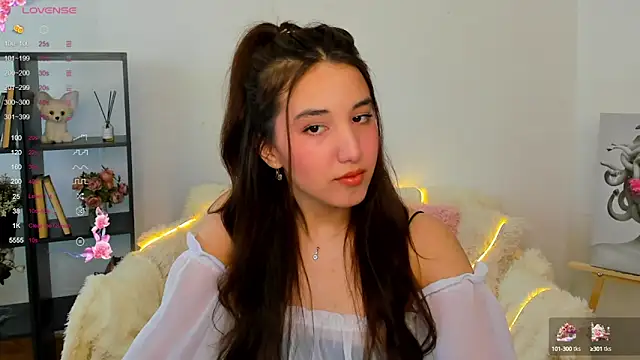 Snapshot of anna_elfi chatting on 03/08/25, 02:45 anna elfi online show from 03/08/25, 02:45