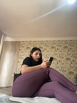 Snapshot of Rosanna_Rennie chatting on 02/25/25, 11:21 Rosanna Rennie online show from 02/25/25, 11:21