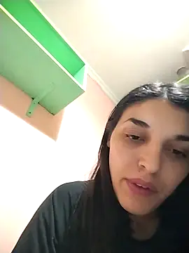Snapshot of Rosanna_Rennie chatting on 03/17/25, 11:02 Rosanna Rennie online show from 03/17/25, 11:02