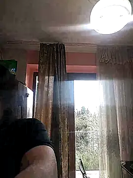 Snapshot of Rosanna_Rennie chatting on 03/22/25, 12:04 Rosanna Rennie online show from 03/22/25, 12:04