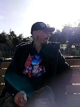 AQuickPhyx online show from 03/16/25, 04:12