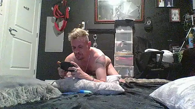 AQuickPhyx online show from 04/18/26, 06:38