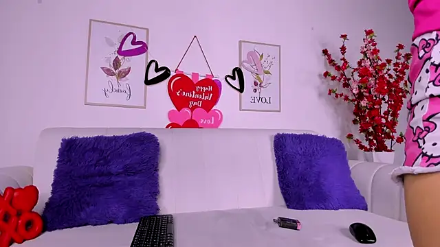 Snapshot of Kathe_slim chatting on 02/13/25, 09:17 Kathe slim online show from 02/13/25, 09:17