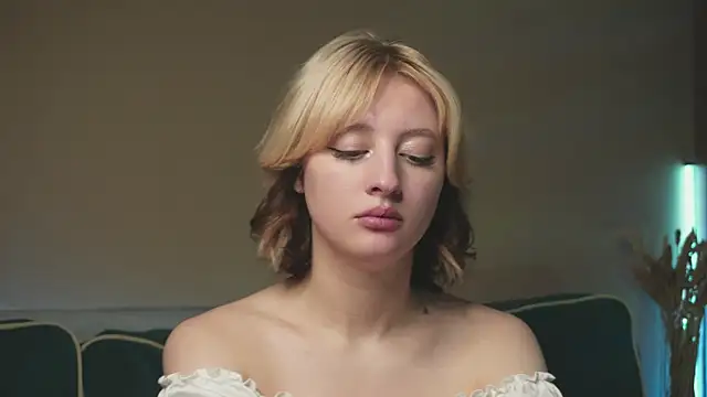 milasmiu online show from 02/08/25, 09:15