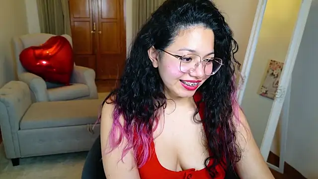 Snapshot of SelenaBlumX chatting on 03/17/25, 12:10 SelenaBlumX online show from 03/17/25, 12:10