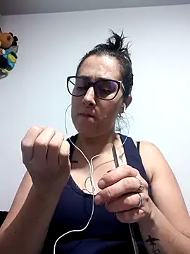 CHARLOTTE 1711 online show from 11/08/25, 04:16