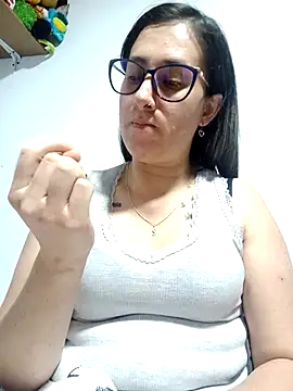 CHARLOTTE 1711 online show from 12/22/25, 05:29