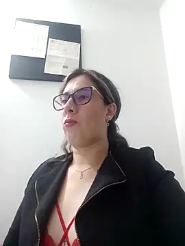 CHARLOTTE 1711 online show from 02/26/25, 01:25