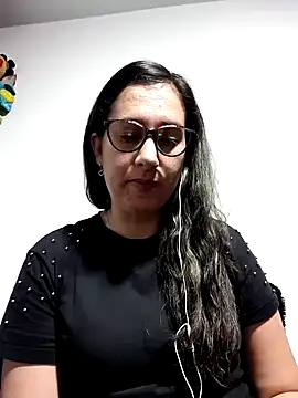 CHARLOTTE 1711 online show from 11/06/25, 04:05