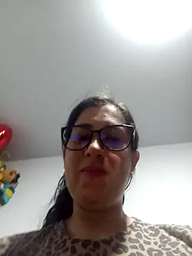 CHARLOTTE 1711 online show from 12/05/25, 04:44