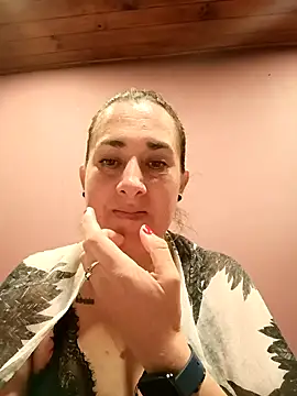 CHARLOTTE 1711 online show from 04/25/26, 02:47