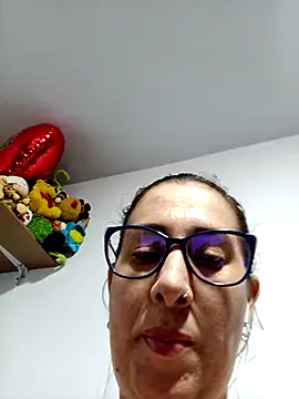 CHARLOTTE 1711 online show from 12/16/25, 04:17