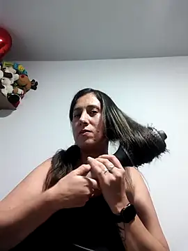 CHARLOTTE 1711 online show from 09/28/25, 04:41