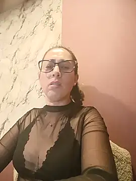 Snapshot of CHARLOTTE_1711 chatting on 06/06/26, 12:16 CHARLOTTE 1711 online show from 06/06/26, 12:16