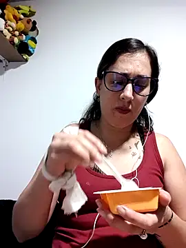 CHARLOTTE 1711 online show from 10/16/25, 03:59