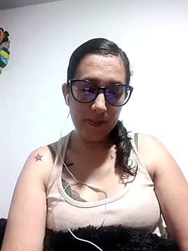 CHARLOTTE 1711 online show from 11/11/25, 03:45