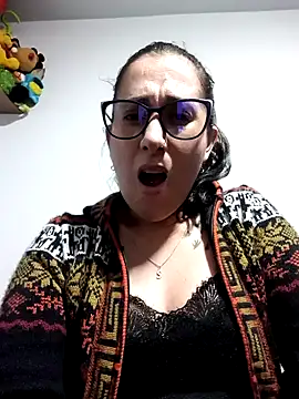 CHARLOTTE 1711 online show from 11/12/25, 04:38