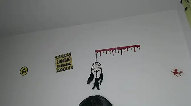 Snapshot of juli_love11 chatting on 01/26/25, 03:27 juli love11 online show from 01/26/25, 03:27