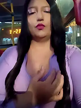 Melyy Edii online show from 11/06/25, 11:09