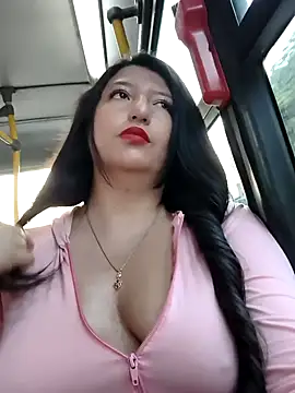 Snapshot of Melyy_Edii chatting on 03/16/26, 10:56 Melyy Edii online show from 03/16/26, 10:56